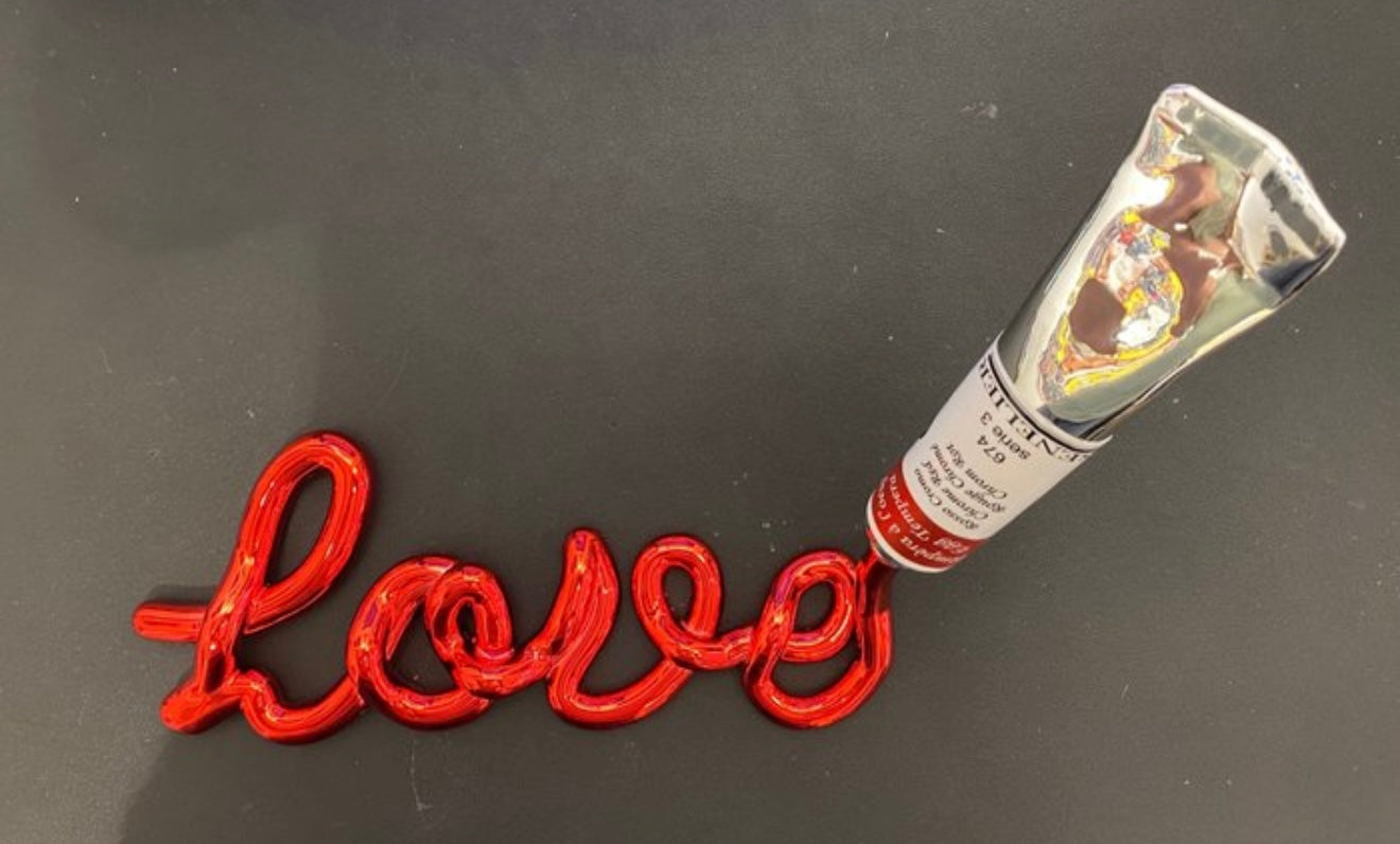 - LOVE (RED) - ISA (Italian Secret Artist)